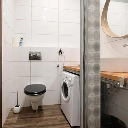 Close-golden Wroclaw- Cozy Studio - City Center&k27 Breslavia